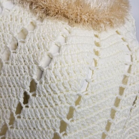 Handmade Crochet Shawl Eyelash‎ Fun Fur Trim - Picture 6 of 13